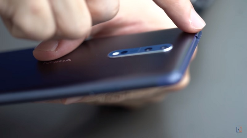 Trên tay Nokia 8 Trên tay Nokia 8