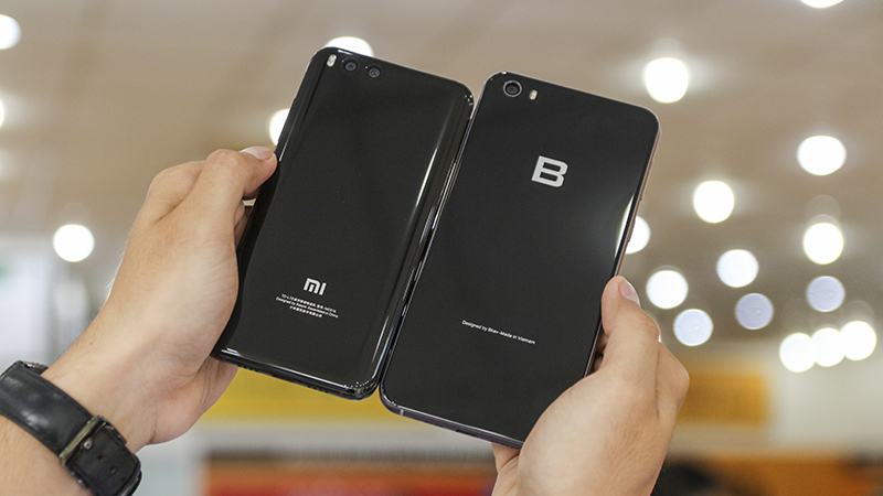 So sánh Bphone 2017 và Xiaomi Mi 6 So sánh Bphone 2017 và Xiaomi Mi 6