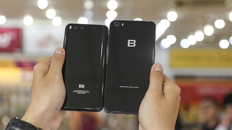 So sánh Bphone 2017 và Xiaomi Mi 6 So sánh Bphone 2017 và Xiaomi Mi 6