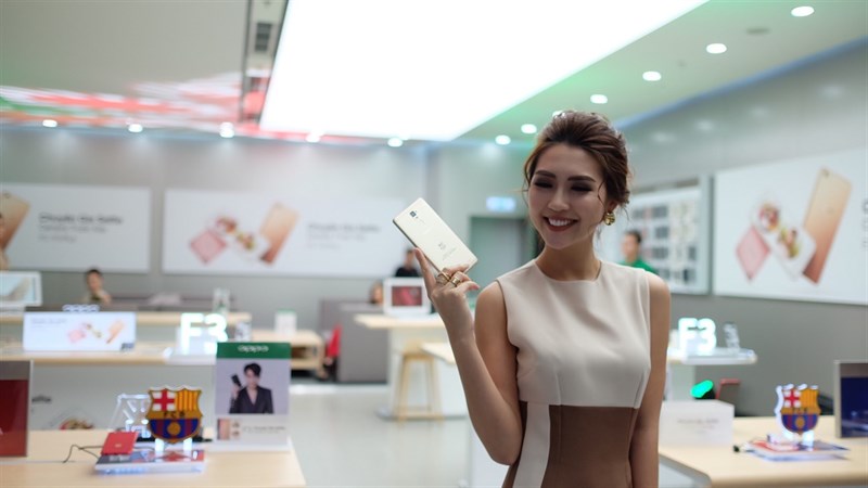 OPPO khai trương Brand Shop tại TP.HCM