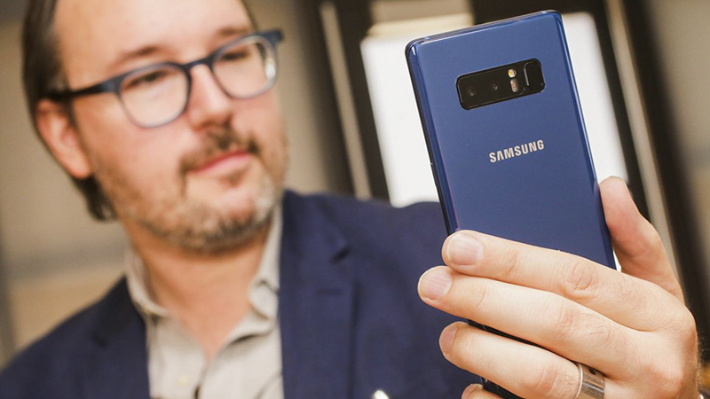 So sánh Galaxy Note 8 và Galaxy Note 5 So sánh Galaxy Note 8 và Galaxy Note 5