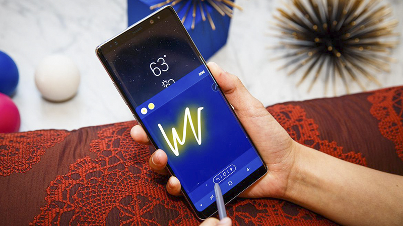 So sánh Galaxy Note 8 và Galaxy Note 5 So sánh Galaxy Note 8 và Galaxy Note 5