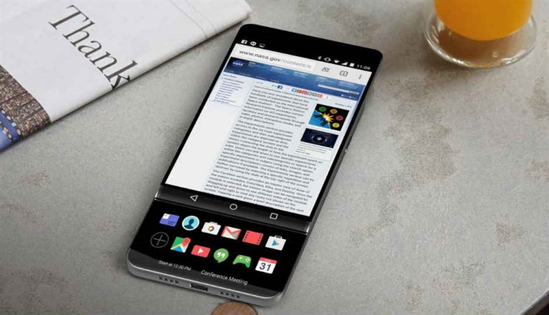 LG Q8 LG Q8