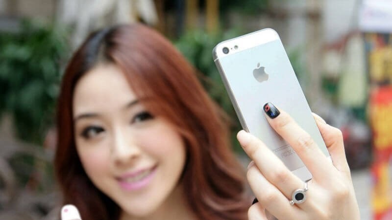 iPhone 5s hàng Mỹ thiết kế thời trang, iOS mượt mà giảm giá cực ngon!! iPhone 5s hàng Mỹ thiết kế thời trang, iOS mượt mà giảm giá cực ngon!!