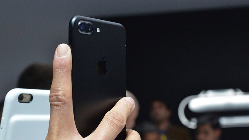 camera_800x449 camera_800x449