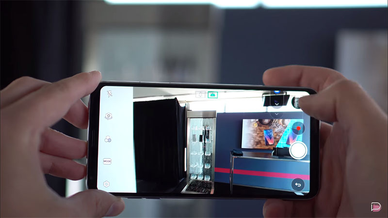 LG V30