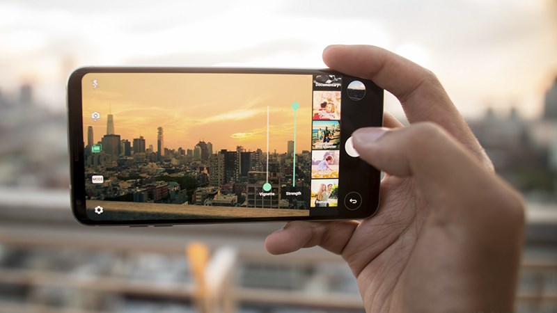 LG V30