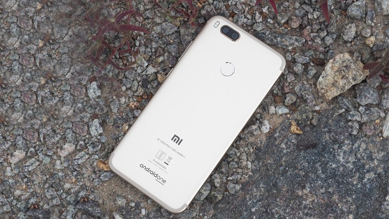 Trên tay Xiaomi Mi A1