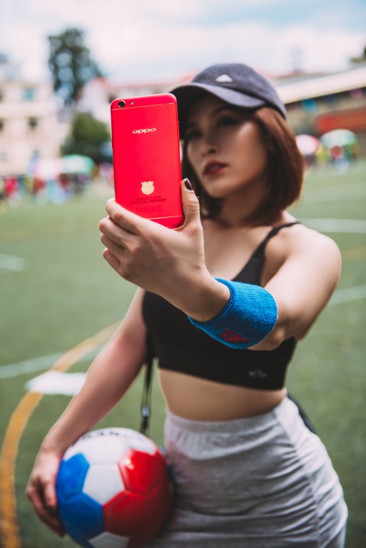 Ngắm bộ ảnh Life Style cực đẹp về OPPO F3 phiên bản Barcelona Ngắm bộ ảnh Life Style cực đẹp về OPPO F3 phiên bản Barcelona
