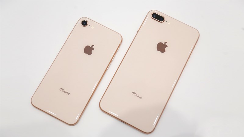iPhone 8 vs iPhone 8 Plus iPhone 8 vs iPhone 8 Plus