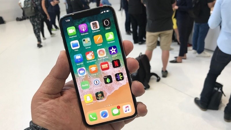 KGI dự đoán: Số lượng iPhone X bán ra trong 2017 sẽ giảm đáng kể KGI dự đoán: Số lượng iPhone X bán ra trong 2017 sẽ giảm đáng kể