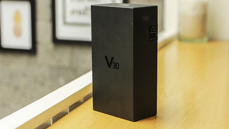 trên tay LG V30 tại Việt Nam