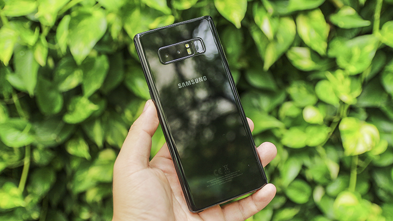 Trên tay Galaxy Note 8 chính hãng