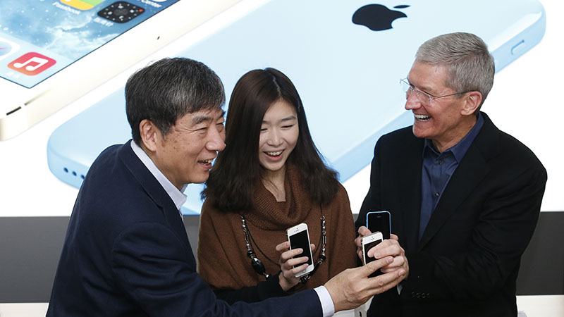 Mặc dù Apple vẫn được xem là một thương hiệu hàng đầu nhưng lòng trung thành của người dùng iPhone hiện đã giảm đi khá nhiều và thua hẳn Huawei Techonologies. Mặc dù Apple vẫn được xem là một thương hiệu hàng đầu nhưng lòng trung thành của người dùng iPhone hiện đã giảm đi khá nhiều và thua hẳn Huawei Techonologies.