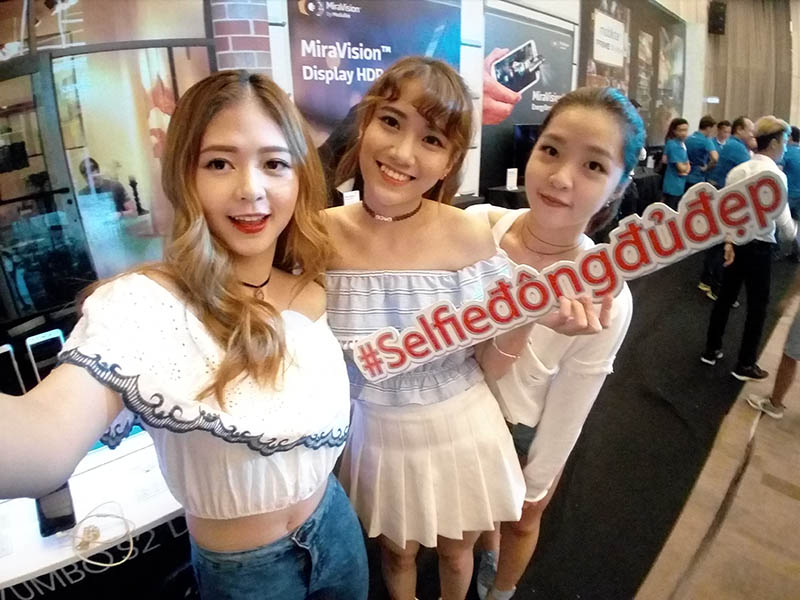 Selfie góc rộng cùng Mobiistar Zumbo S2 Dual Selfie góc rộng cùng Mobiistar Zumbo S2 Dual