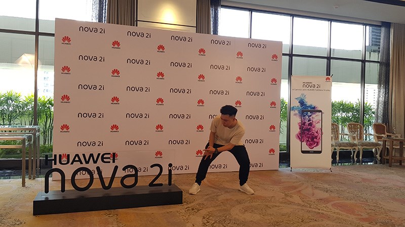 nova2i1_800x450