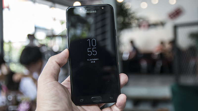 Trên tay Galaxy J7 Plus Trên tay Galaxy J7 Plus