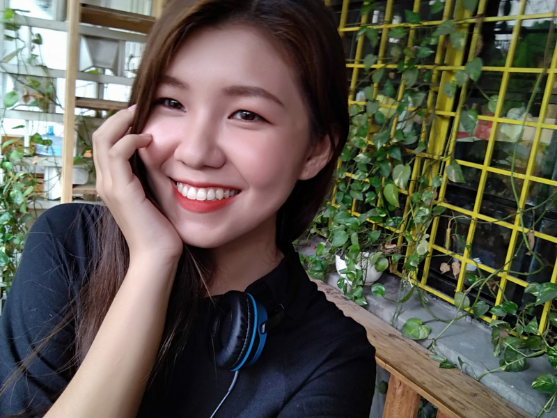 Ảnh chụp từ camera selfie trên Xiaomi Mi A1 Ảnh chụp từ camera selfie trên Xiaomi Mi A1