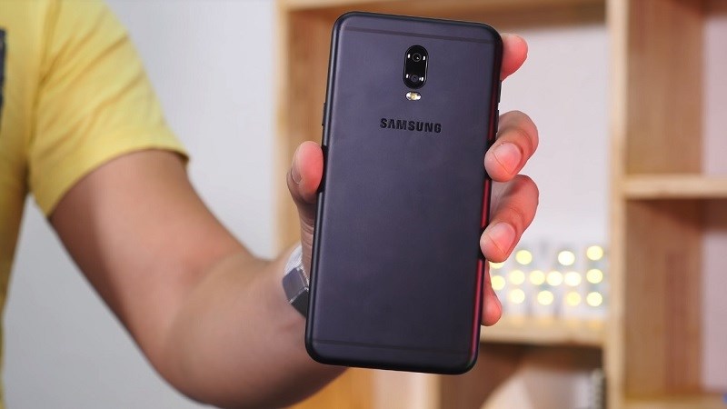 5 lý do đáng mua Galaxy J7+: Camera-phone kép cao cấp giá tầm trung 5 lý do đáng mua Galaxy J7+: Camera-phone kép cao cấp giá tầm trung