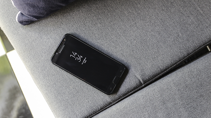 Đánh giá chi tiết Galaxy J7+
