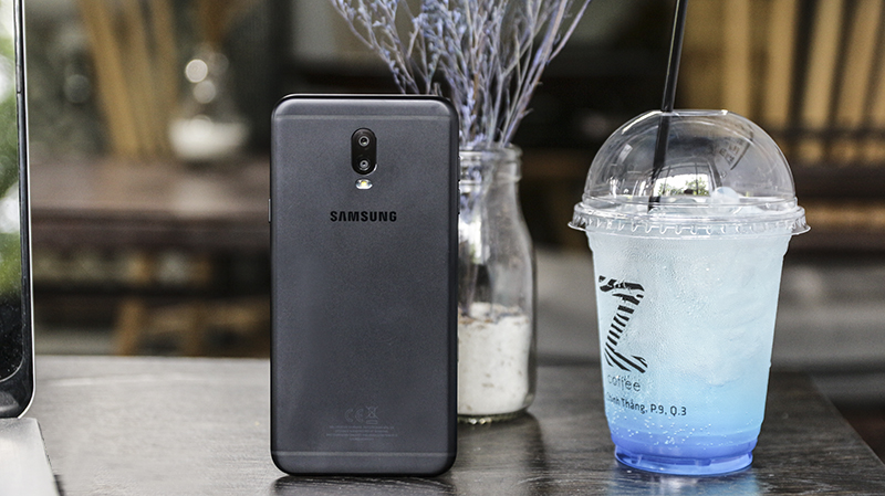Đánh giá chi tiết Galaxy J7+