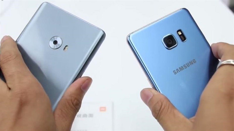 Xiaomi đang theo sát Samsung tại thị trường Ấn Độ Xiaomi đang theo sát Samsung tại thị trường Ấn Độ