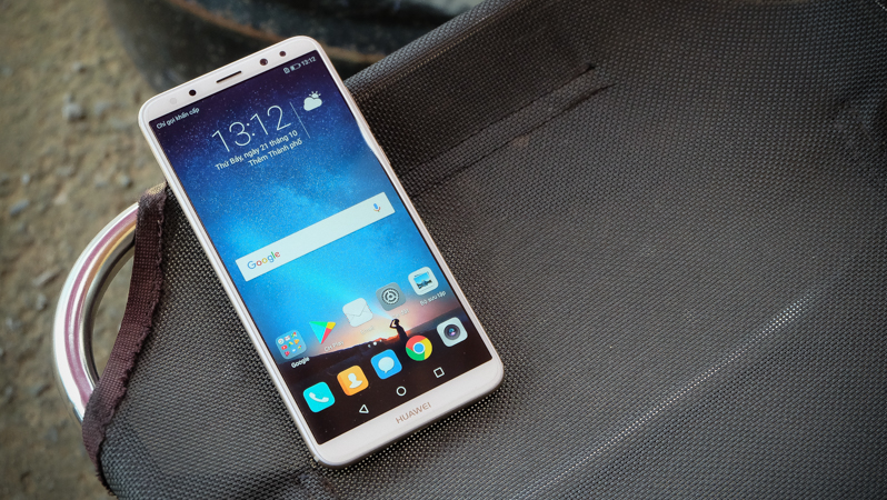 Huawei Nova 2i (giá 5.99 triệu đồng) Huawei Nova 2i (giá 5.99 triệu đồng)
