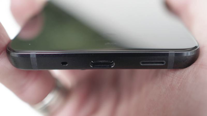 Trên tay HTC U11+