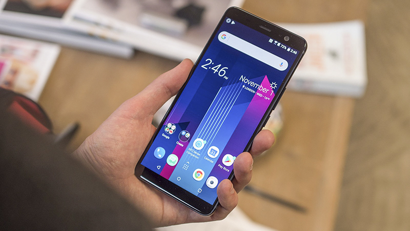 Trên tay HTC U11+