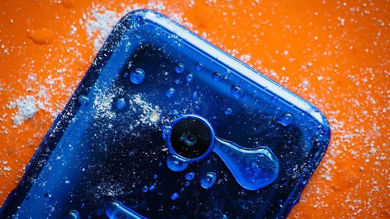 HTC U11 Life