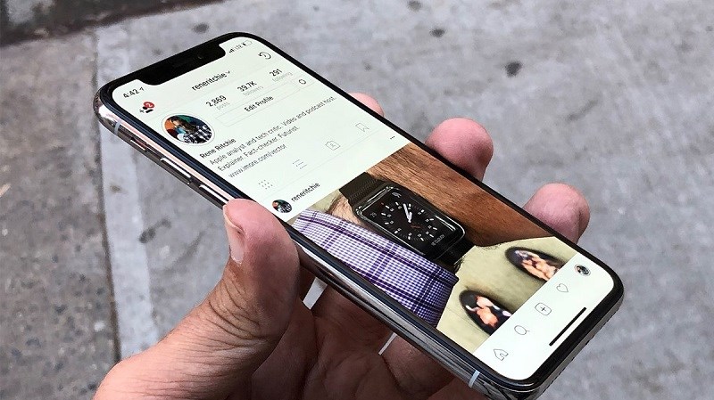 KGI: iPhone 2018 sẽ có 2 model dùng màn hình OLED, bộ khung kim loại phức tạp hơn