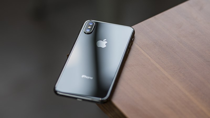 Trên tay iPhone X màu đen Trên tay iPhone X màu đen
