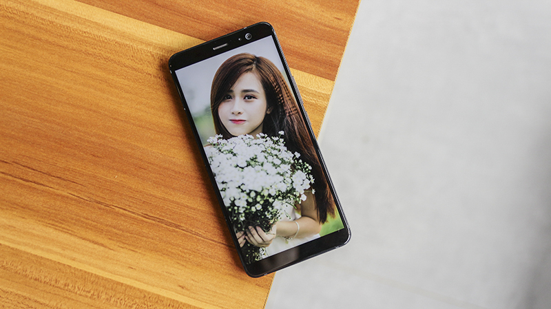Trải nghiệm HTC U11 Plus