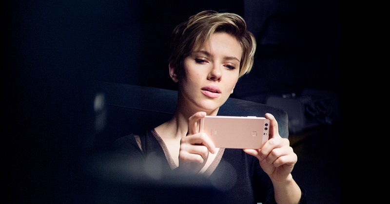 Scarlett Johansson quảng cáo cho thương hiệu Huawei