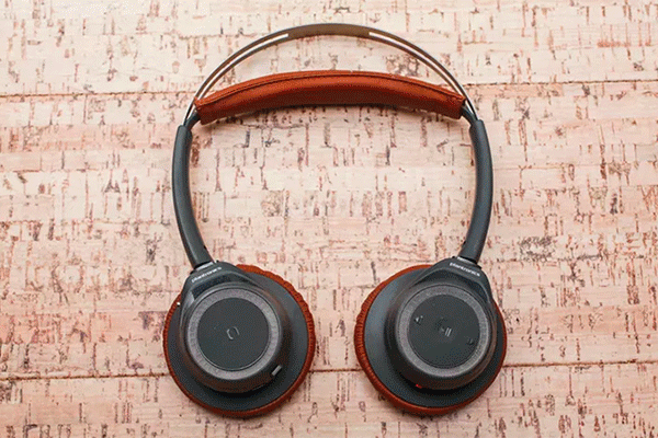 plantronics-backbeat plantronics-backbeat