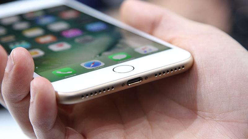 iPhone 7 loại bỏ jack tai nghe iPhone 7 loại bỏ jack tai nghe