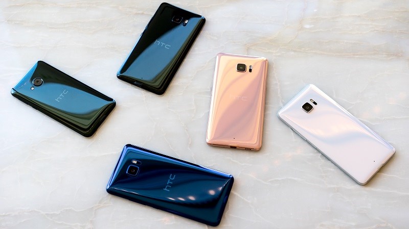 Loạt smartphone HTC giảm giá 11/2017