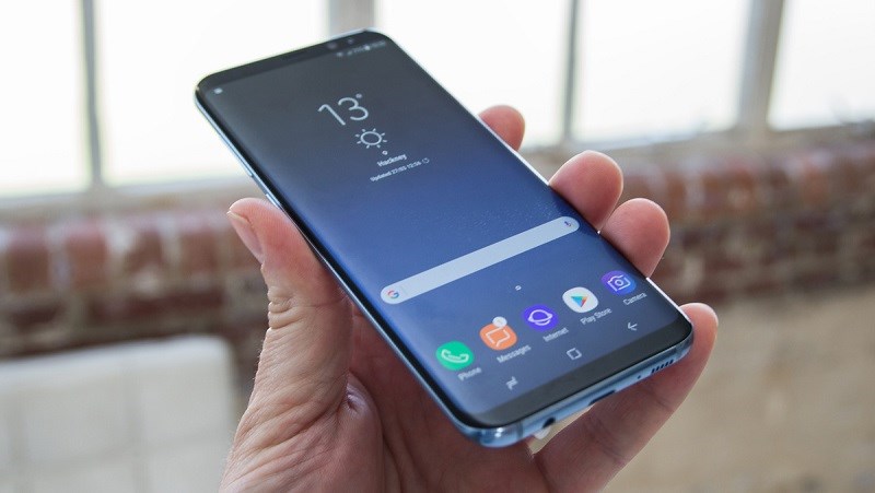 Tin đồn: Galaxy S9 có thể sẽ không được làm mỏng viền bezel đi nhiều Tin đồn: Galaxy S9 có thể sẽ không được làm mỏng viền bezel đi nhiều