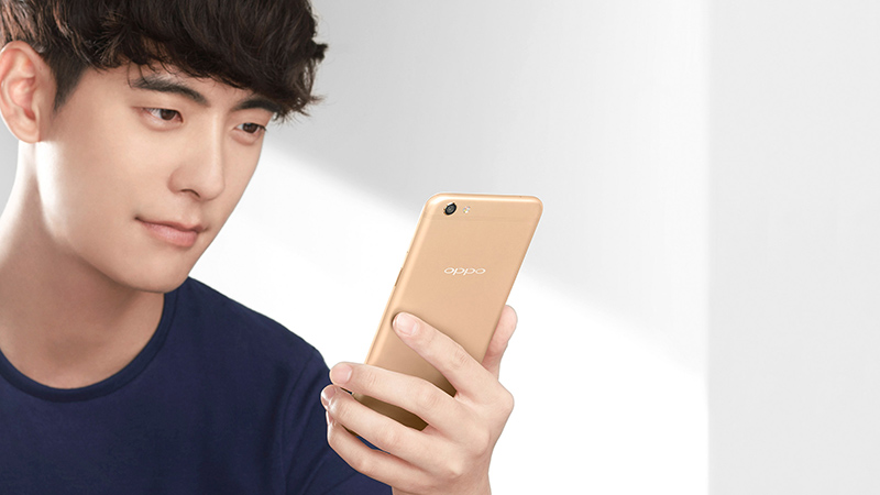 OPPO F3 Plus hiện đang được giảm 700 ngàn hoặc tặng PMH + Quà hấp dẫn