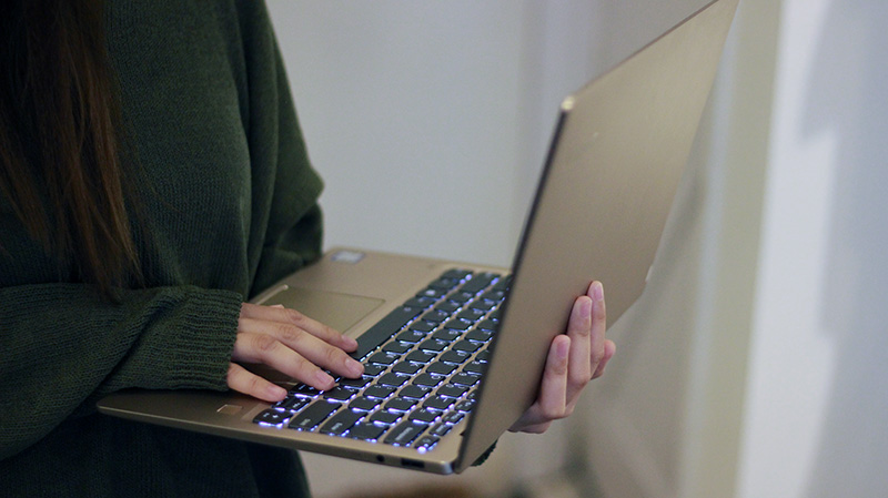 Lenovo IdeaPad 720S Lenovo IdeaPad 720S