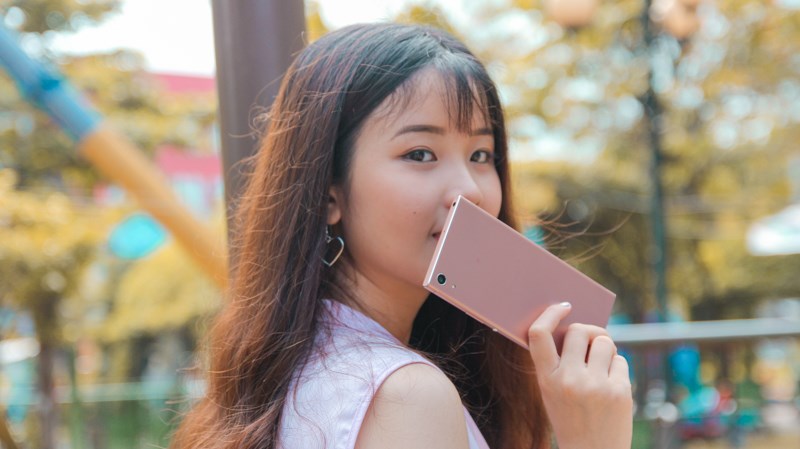 Trên tay Xperia XA1 Ultra màu Pink