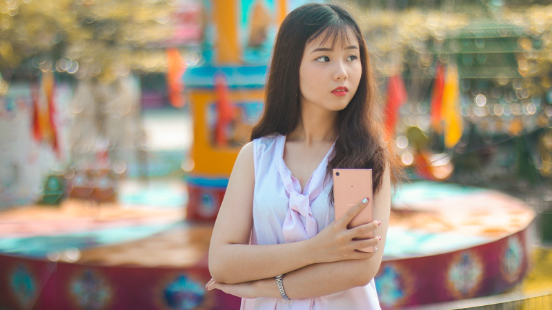 Trên tay Xperia XA1 Ultra phiên bản màu Pink