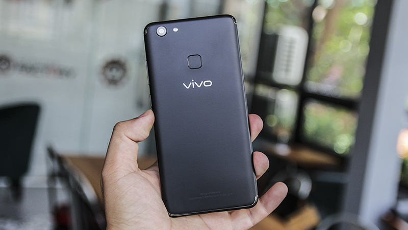 Muốn trúng nhiều tiền mặt, mua ngay điện thoại Vivo trong đầu năm nay