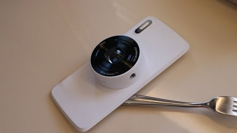 Bạn đã sẵn sàng cho năm 2018 với loạt phụ kiện cực chất Moto Mods?