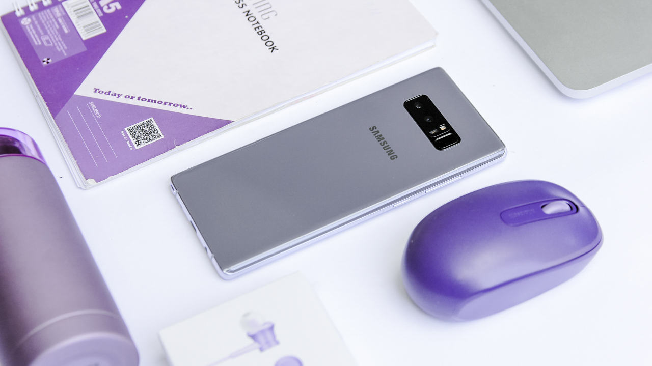 Trên tay Galaxy Note 8 Orchid Gray 