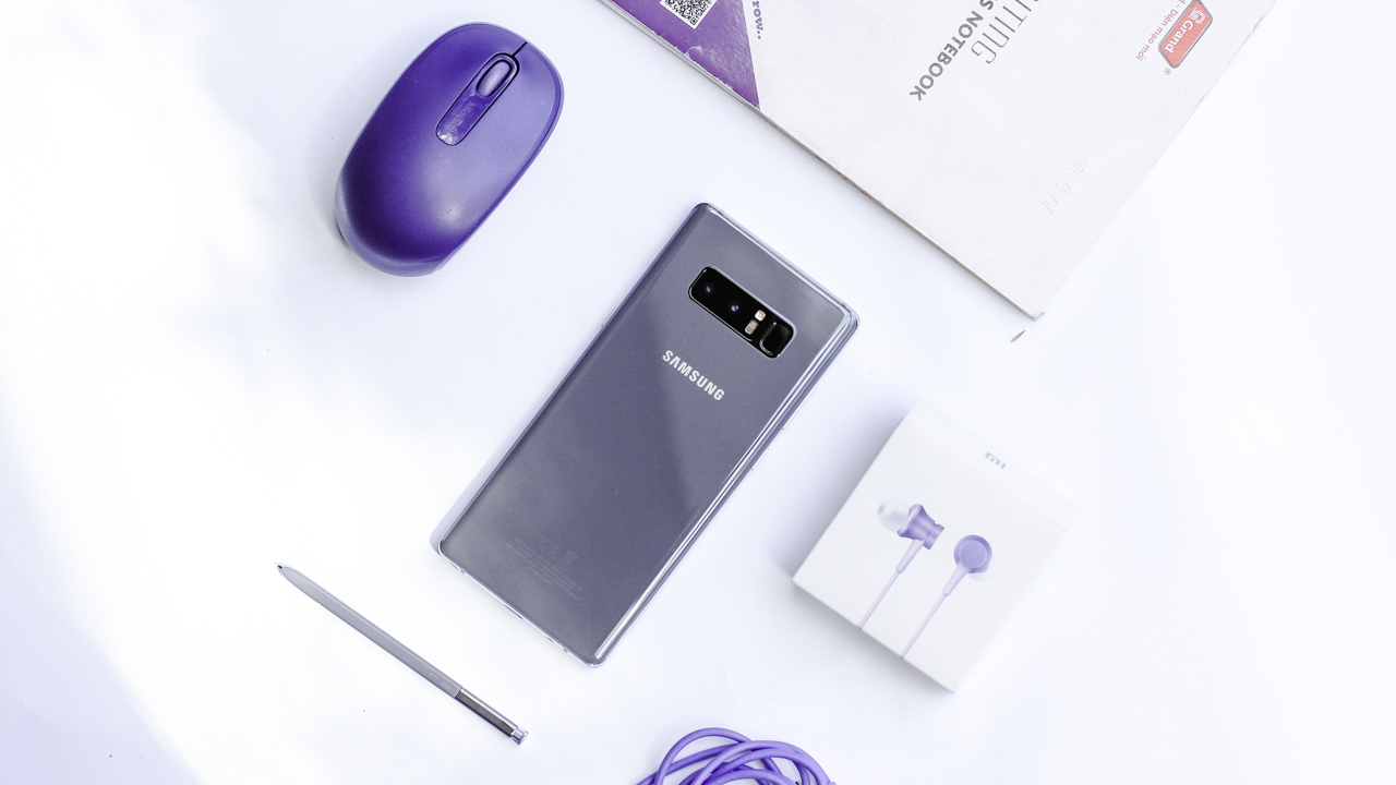 Trên tay Galaxy Note 8 Orchid Gray