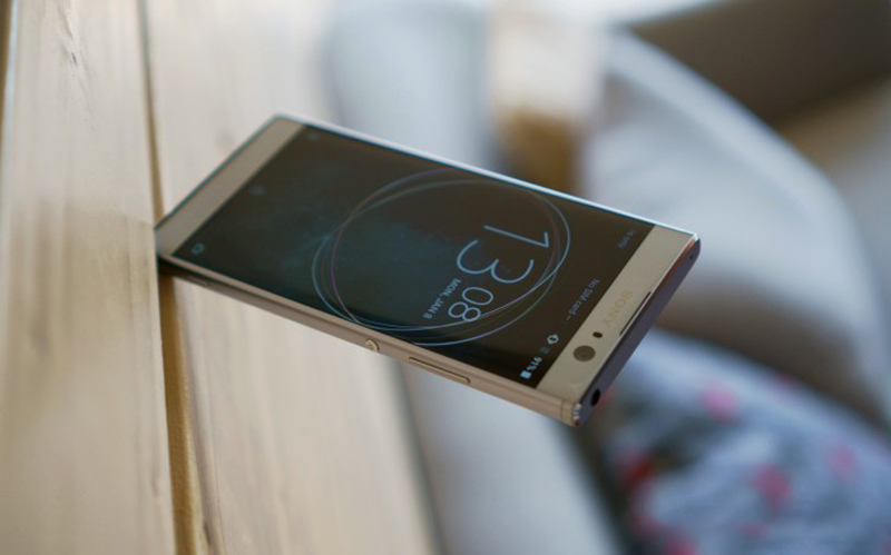 Trên tay nhanh Sony Xperia XA2: Siêu phẩm tầm trung trở lại