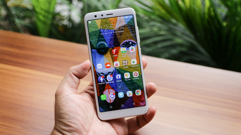 ASUS Zenfone Max Plus M1 ASUS Zenfone Max Plus M1