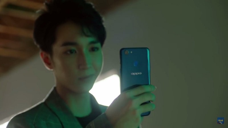 OPPO F5 xanh OPPO F5 xanh