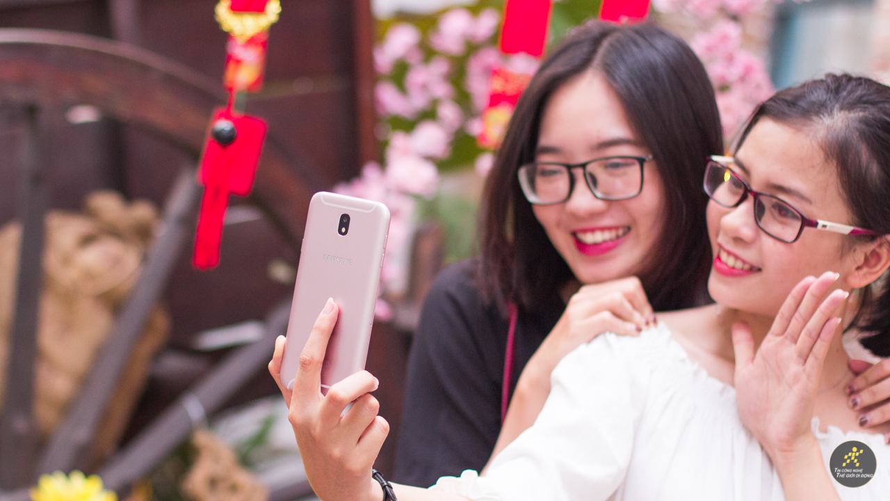 Galaxy J7 Pro hồng Galaxy J7 Pro hồng